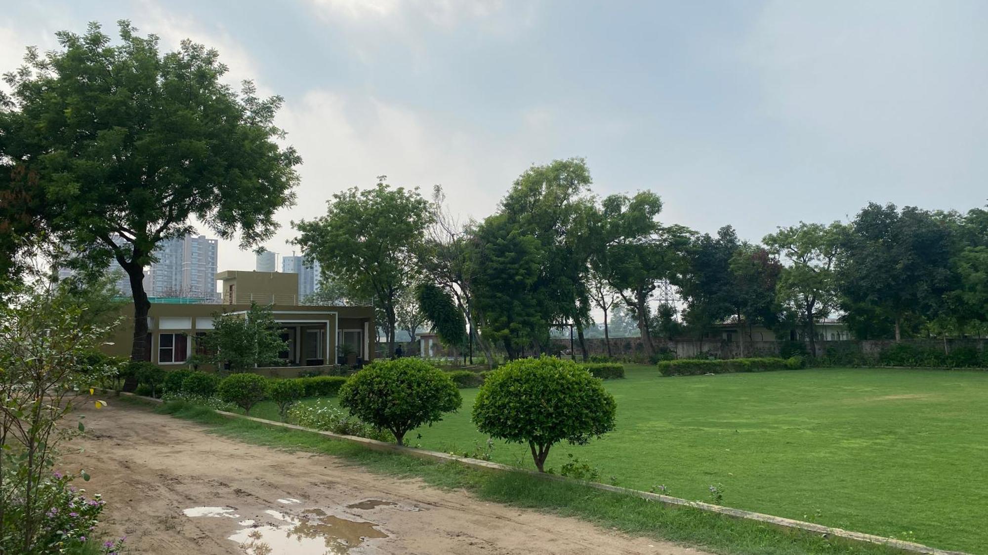 Raas Vilas - Boutique Farm House With Pool Tāoru エクステリア 写真