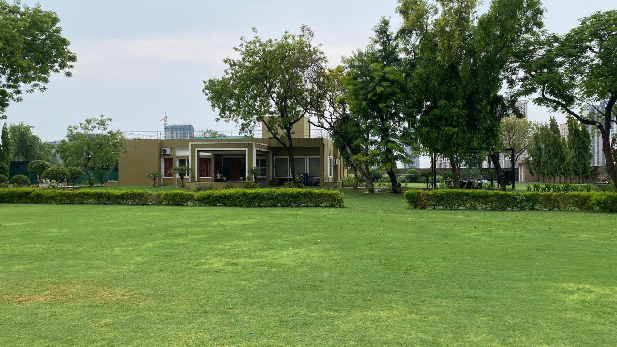 Raas Vilas - Boutique Farm House With Pool Tāoru エクステリア 写真