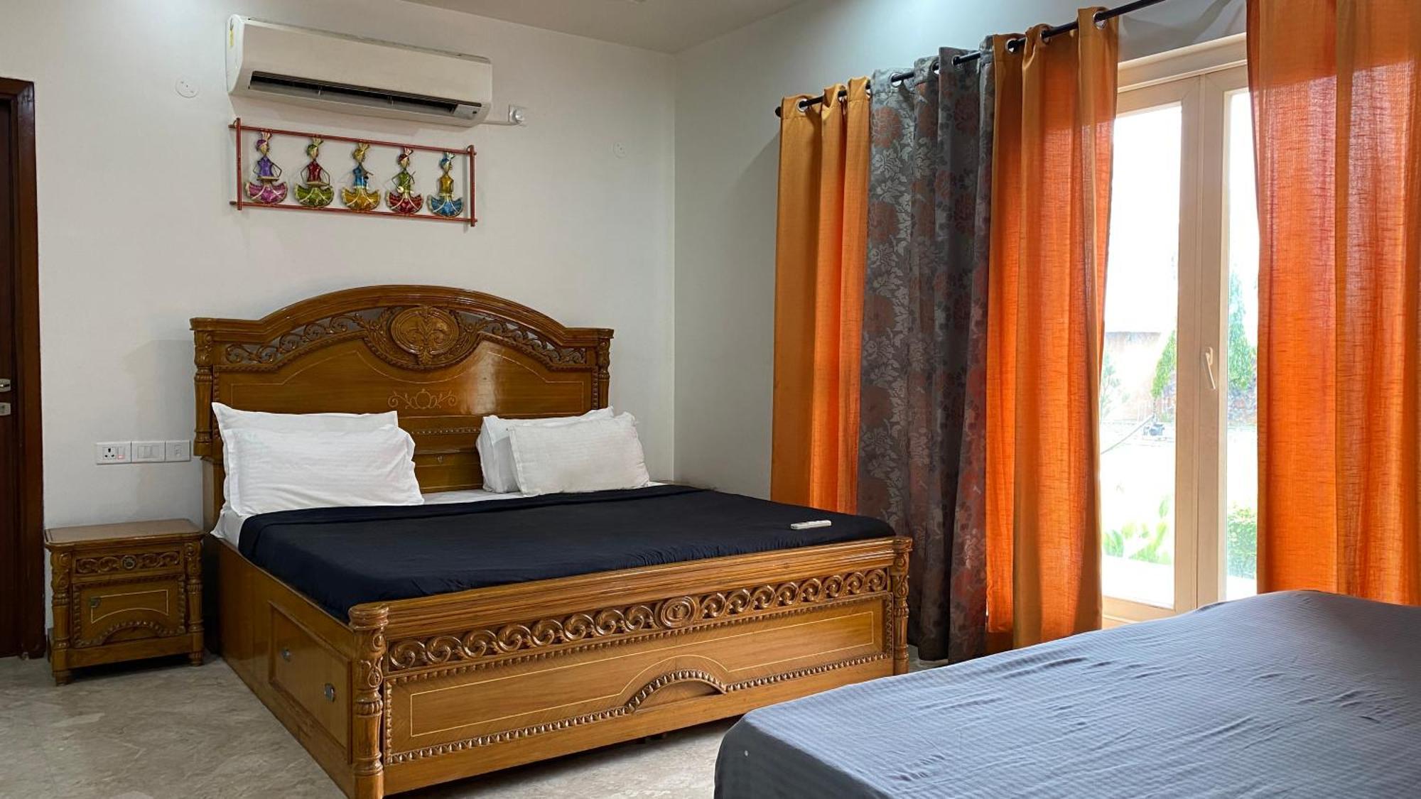 Raas Vilas - Boutique Farm House With Pool Tāoru エクステリア 写真